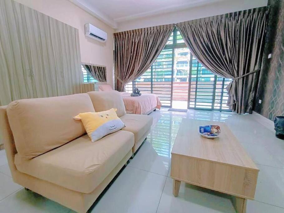 Mount Austin #Palazio B1 Pool View 1-2Pax #Mspro Apartment Johor Bahru Exterior photo