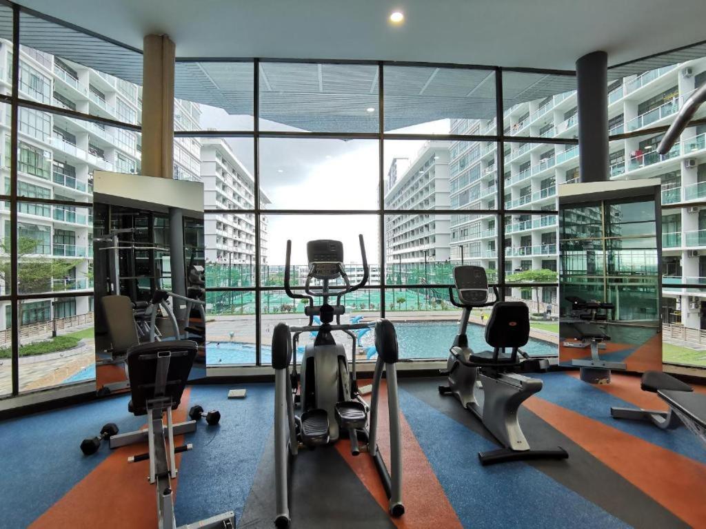 Mount Austin #Palazio B1 Pool View 1-2Pax #Mspro Apartment Johor Bahru Exterior photo